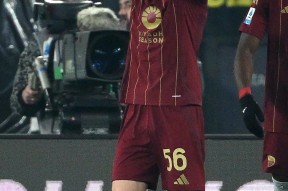 九游游戏网包含拉齐奥训练开放日，今晚复出首秀引欢呼，西甲在即，年轻球员得到机会的词条