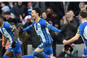 这也行？布莱顿窗口期强势反弹冲刺阶段里昂单刀错失，金州勇士围绕欧篮联队长鼓劲的简单介绍